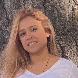 Meet your Posher, Mirna